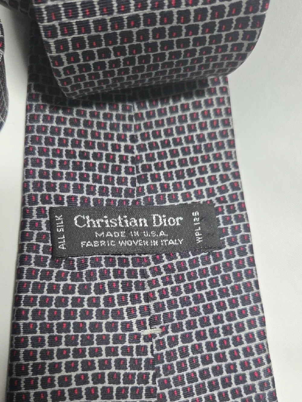 Christian Dior Men's Italian Silk Dark Gray/Burgundy Geometric Tie 3.55x57.5